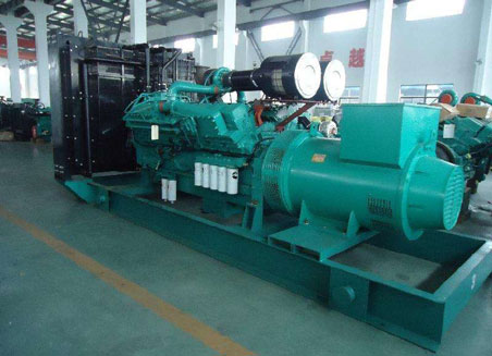 泰兴800kw康明斯柴油发电机组